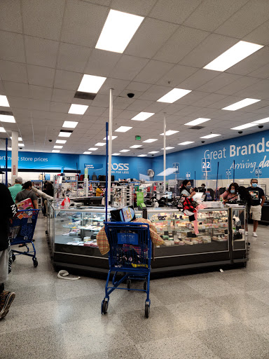 Clothing Store «Ross Dress for Less», reviews and photos, 2505 Via Campo, Montebello, CA 90640, USA