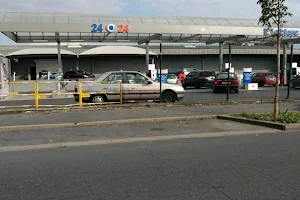 E.Leclerc gas station in Le Blanc Mesnil image