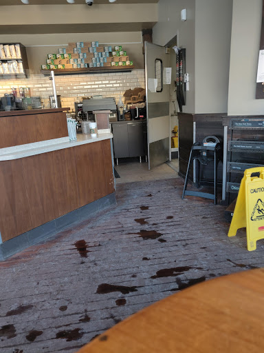 Coffee Shop «Starbucks», reviews and photos, 164 N York St, Elmhurst, IL 60126, USA