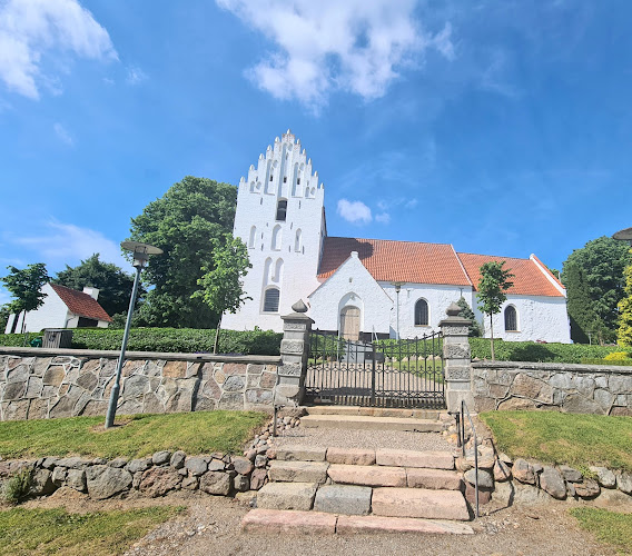 Anmeldelser af Vedtofte Kirke (Assens Kommune) i Assens - Andet