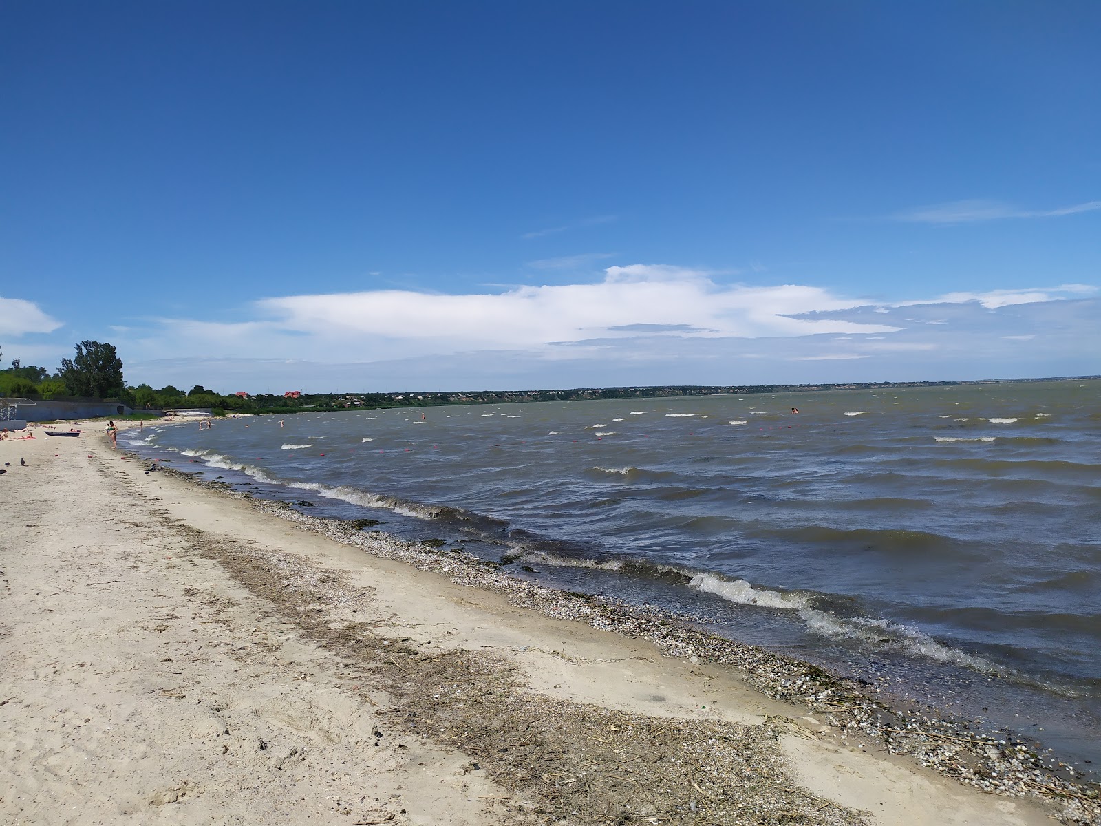 Fotografija Plazh Taganrog II z svetel pesek površino