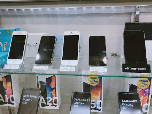 Cell Phone Store «U Cell Shop», reviews and photos, 913 Avenue U, Brooklyn, NY 11223, USA