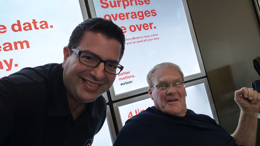 Cell Phone Store «Verizon Authorized Retailer – Cellular Sales», reviews and photos, 1070 FL-436, Casselberry, FL 32707, USA