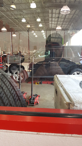 Tire Shop «Discount Tire», reviews and photos, 6616 Northwest Hwy, Dallas, TX 75231, USA