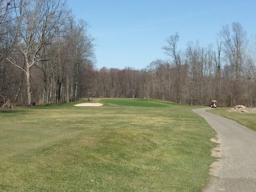 Golf Course «Chenoweth Golf Course & Banquet Facility», reviews and photos, 3087 Chenoweth Rd, Akron, OH 44312, USA