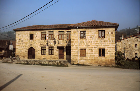 Ayuntamiento de Saro Barrio La Magdalena, s/n, 39639 Saro, Cantabria, Cantabria, España