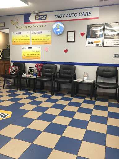 Auto Wrecker «Troy Auto Care», reviews and photos, 376 Minnesota Dr, Troy, MI 48083, USA