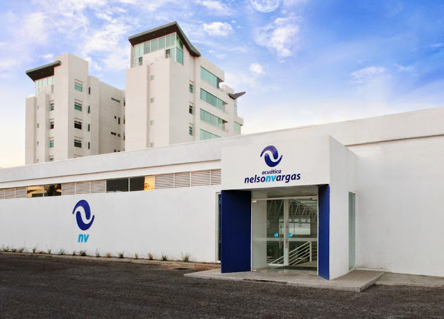 AQUATIC nelsonvargas Leòn