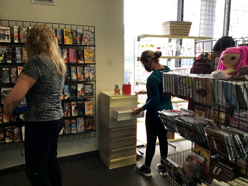 Thrift Store «Angel View Resale Store - Bermuda Dunes», reviews and photos, 77898 Country Club Dr # 91, Palm Desert, CA 92211, USA