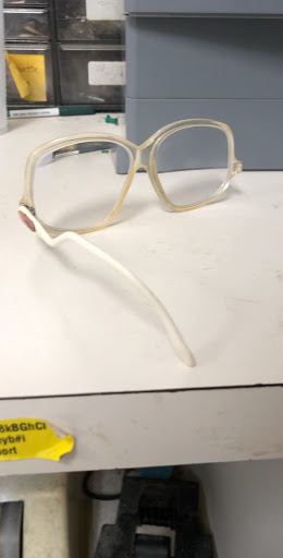 Optician «All American Eyeglass Repair», reviews and photos, 5610 Southwest Fwy, Houston, TX 77057, USA