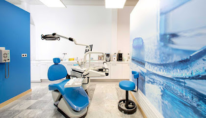 Información y opiniones sobre Clínica Dental Lanchares de San Sebastián