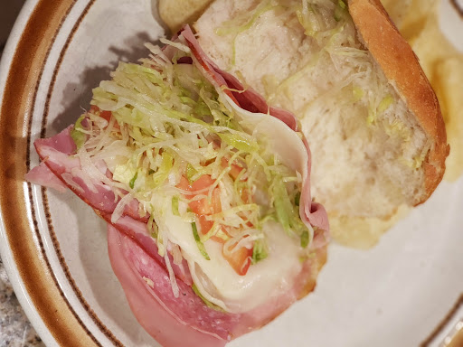 Italian Restaurant «E. 48th Street Market», reviews and photos, 2462 Jett Ferry Rd, Dunwoody, GA 30338, USA