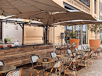 Atmosphère du Restaurant méditerranéen Les grandes Tables de la Criée à Marseille - n°1