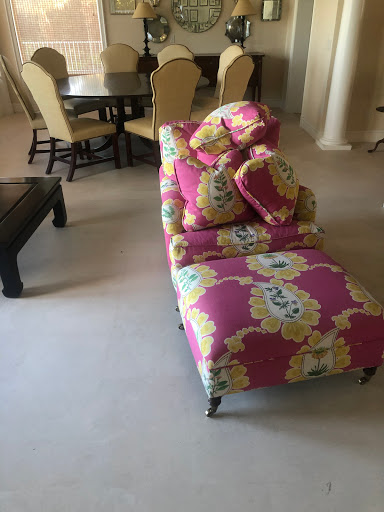 Thrift Store «Tambourine Resale Shop», reviews and photos, 1619 10th Ave, Vero Beach, FL 32960, USA