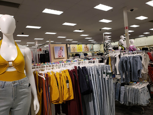 Department Store «Target», reviews and photos, 5800 20th St, Vero Beach, FL 32966, USA