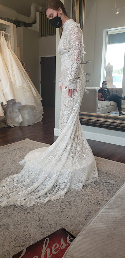 Wedding Store «Ready or Knot Wedding Chic», reviews and photos, 11009 Elm St, Omaha, NE 68144, USA