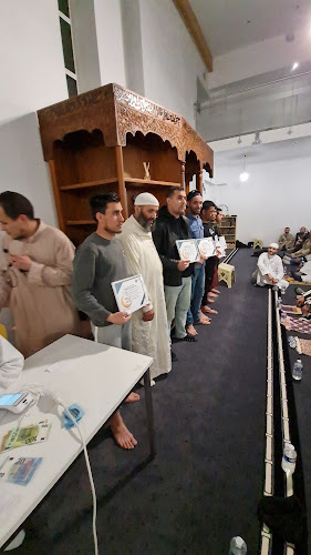 Beoordelingen van Moskee Al Fatiha in Moeskroen - Vereniging