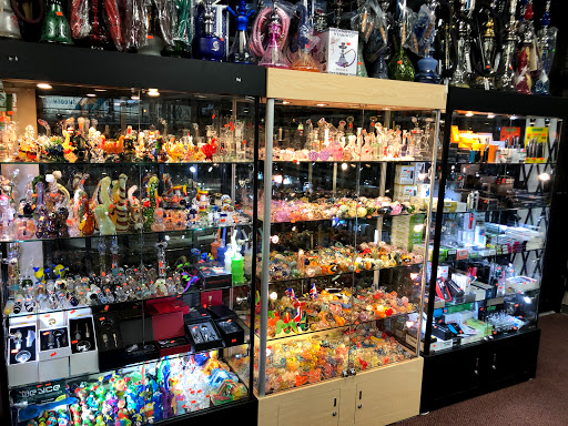 Tobacco Shop «Puff Puff 2 Smoke Shop LLC», reviews and photos, 16080 Eureka Rd, Southgate, MI 48195, USA