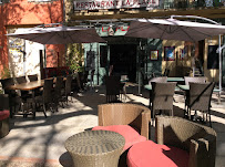 Atmosphère du Restaurant La Place à Villecroze - n°1