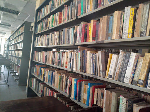 Kashim Ibrahim Library, Abu sporting complex Rd, Zaria, Nigeria, Library, state Kaduna
