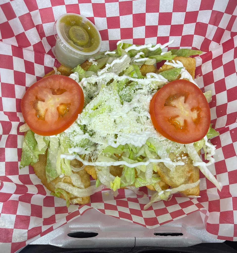 Martínez Kitchen 22812