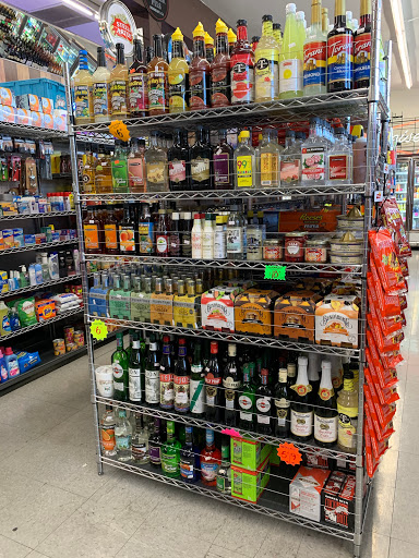 Liquor Store «Holly Market», reviews and photos, 491 Laurel St, San Carlos, CA 94070, USA