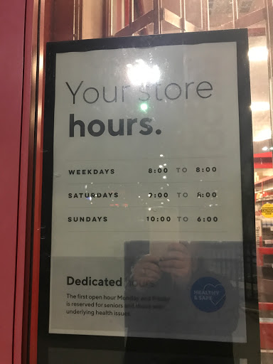 Office Supply Store «Staples», reviews and photos, 921 E Broad St, Fuquay Varina, NC 27526, USA