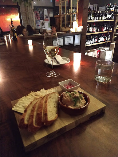 Wine Store «Division Wines», reviews and photos, 3564 SE Division St, Portland, OR 97202, USA