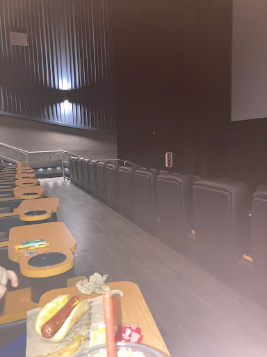 Movie Theater «Regal Cinemas Oakwood 18», reviews and photos, 2800 Oakwood Blvd, Hollywood, FL 33020, USA