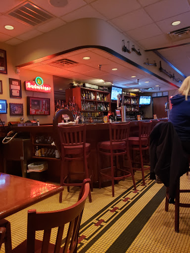 American Restaurant «Club Car», reviews and photos, 13435 University Ave #200, Clive, IA 50325, USA