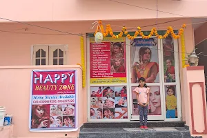 Happy Beauty Zone image