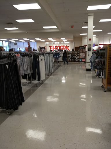 Department Store «T.J. Maxx», reviews and photos, 8510 N Evanston Ave, Kansas City, MO 64157, USA
