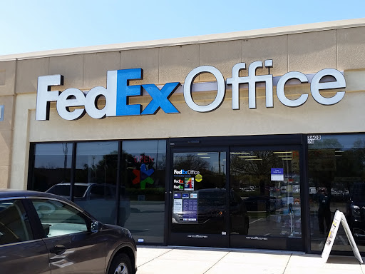 Print Shop «FedEx Office Print & Ship Center», reviews and photos, 3600 W Main St #350, Norman, OK 73072, USA