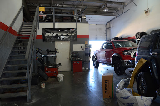 Car Detailing Service «Auto City Wheel and Autobody Repair», reviews and photos, 7 Cinchris Dr a, Fairfield, OH 45014, USA