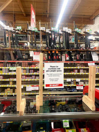 Department Store «Bi-Mart», reviews and photos, 1680 W 18th Ave, Eugene, OR 97402, USA