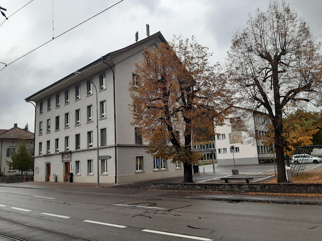 Rezensionen über Kreisschule aargauSüd Unterkulm in Aarau - Schule