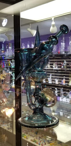 Vaporizer Store «Smoke Spot Smoke Shop», reviews and photos, 24424 Hawthorne Blvd, Torrance, CA 90505, USA