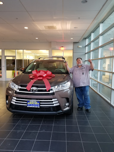 Toyota Dealer «Hanlees Davis Toyota», reviews and photos, 4202 Chiles Rd, Davis, CA 95616, USA