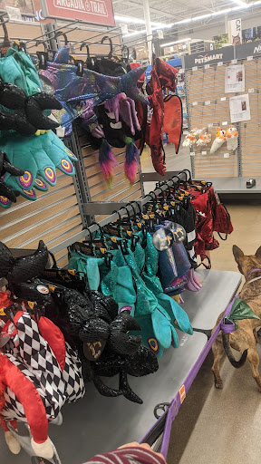 Pet Supply Store «PetSmart», reviews and photos, 160 Wadsworth Blvd, Lakewood, CO 80226, USA