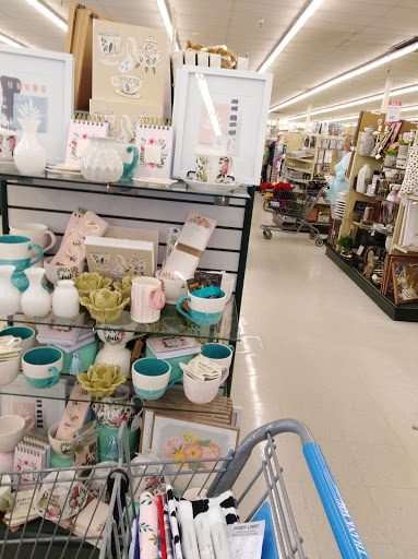 Craft Store «Hobby Lobby», reviews and photos, 1622 Florence Blvd, Florence, AL 35630, USA