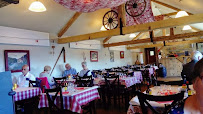 Atmosphère du Restaurant Ferme-Auberge Gustiberg Urbès - Col de Bussang - Chambres en demi pension à Urbès - n°14