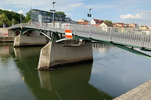Eiserne Brücke image
