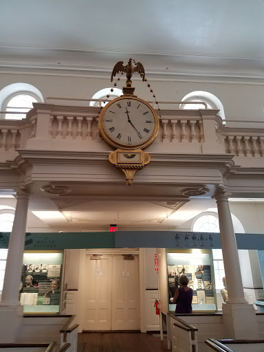 Used Book Store «Commonwealth Books», reviews and photos, 9 Spring Ln, Boston, MA 02109, USA