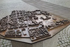 Stuttgarter Reliefmodel mit Braille Schrift image