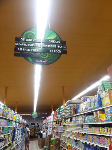 Grocery Store «Foodtown of White Plains Road», reviews and photos, 4332 White Plains Rd, Bronx, NY 10466, USA