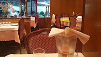 Atmosphère du Restaurant asiatique Palais d'Auvers à Auvers-sur-Oise - n°11
