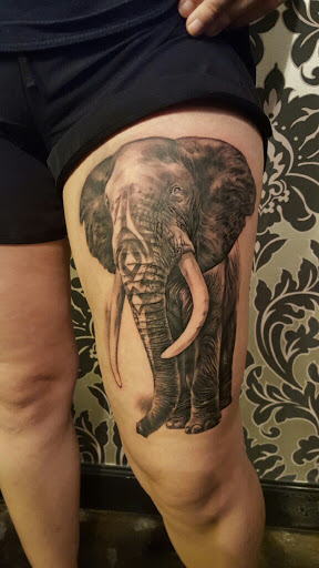 Tattoo Shop «Red Raven Art Company», reviews and photos, 602 Seaboard St, Myrtle Beach, SC 29577, USA