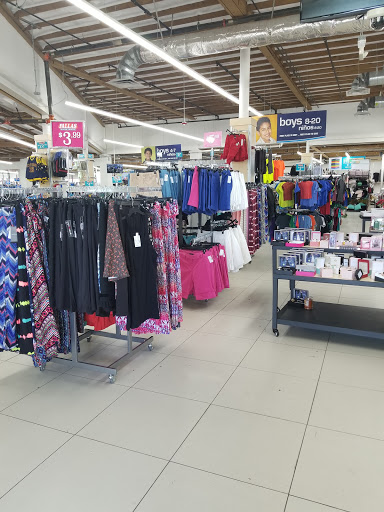 Discount Store «Fallas Discount Stores», reviews and photos, 10715-10739 MacArthur Blvd, Oakland, CA 94605, USA