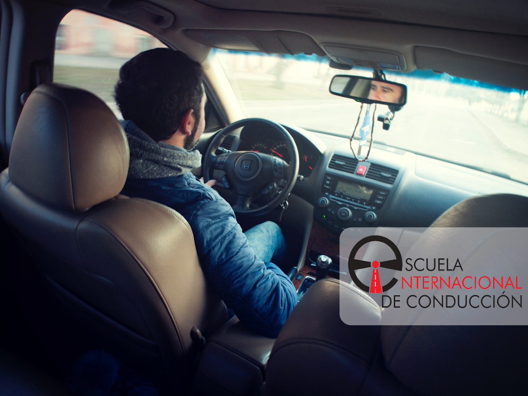 Escuela Internacional de Conducción (Sede Minorista)