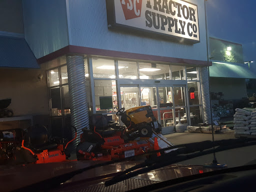 Home Improvement Store «Tractor Supply Co.», reviews and photos, 433 Centerville Turnpike S, Chesapeake, VA 23322, USA